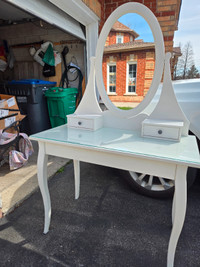 Great Condition White Makeup Vanity Table with Mirror