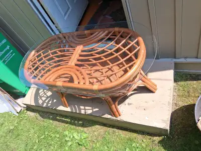 Bamboo  table with glass top exellent condition, View more