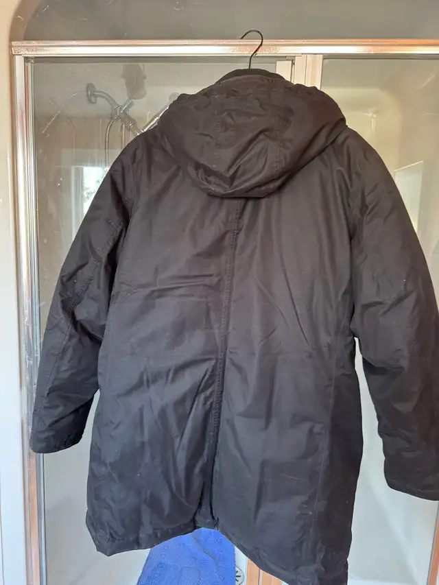 LANDS END Men’s Down Parka - XL - Black in Men's in Calgary - Image 3