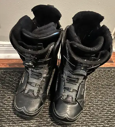 Ride Women’s Cadence snowboard boots, View more