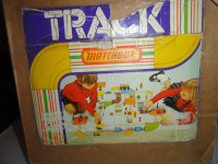 MATCHBOX TRACK SET VINTAGE  1978