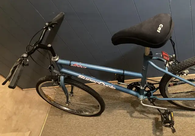 *PRICED TO SELL bike with kickstand!-24”tires supercycle/bicycle in Other in London - Image 2