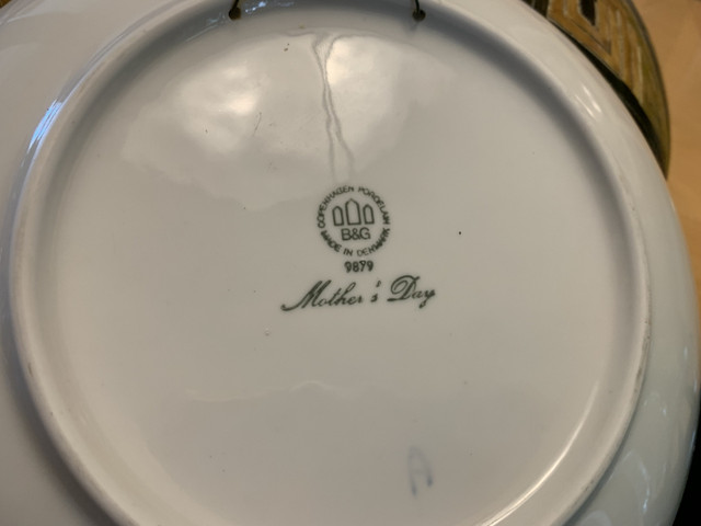 BING& GRONDAHL DENMARK MOTHERS DAY COLLECTORS PLATE 1969-1979 in Arts & Collectibles in London - Image 2