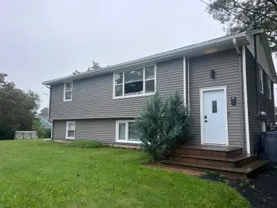 This is a 2 bedroom one bathroom apartment This is available for November 1 Top floor unit, Laminate...