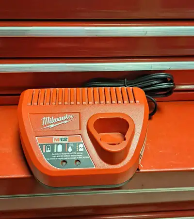 12V Milwaukee Charger (27509062), View more
