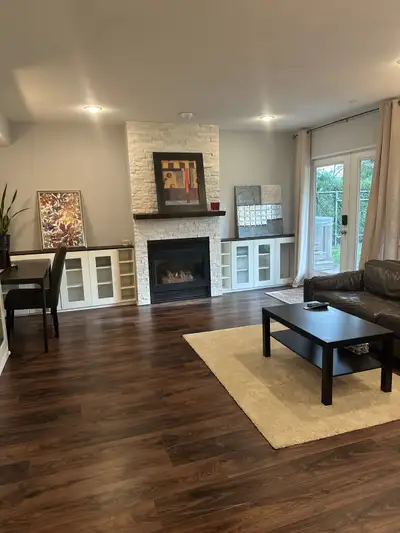 Guildford Area, Surrey (Close to Guildford Town Centre, SFU, and transit) **Unit Details**: - **Main...