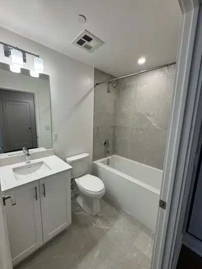 Newly Build Condo For Rent in Newmarket (2 bed + prkng + locker), View more