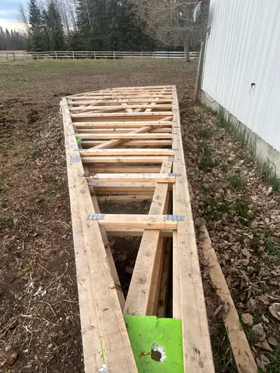 I'm selling these 10 24 foot span wooden trusses, perfect for your construction or building project....
