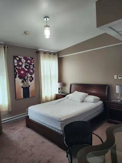 Fully furnished apartment in downtown Stratford located on 70 Wellington St $1,250/month includes he...