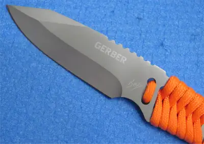 New BEAR GRILS Paracord Knife (Dwight-Muskoka), View more