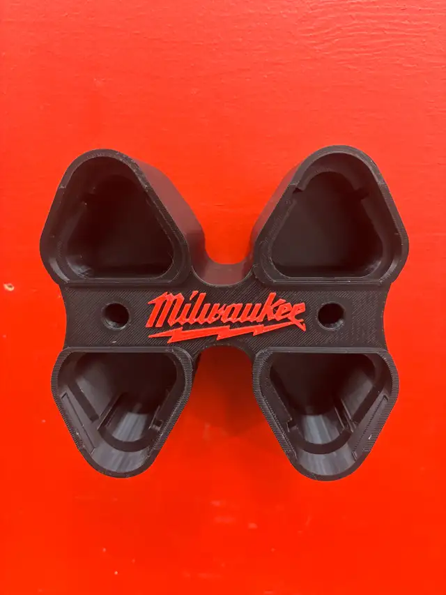 Milwaukee M12 Battery Wall Mount 4/6 Batteries Optional Packout in Power Tools in Markham / York Region - Image 5