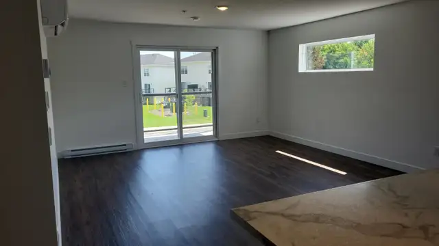 Charming 2 bedroom in Southwood Park in Long Term Rentals in Fredericton - Image 4