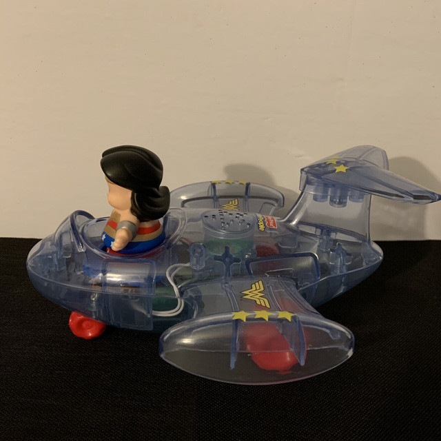 Little People Wonder Woman Talking Invisible Plane in Toys & Games in Oshawa / Durham Region - Image 3