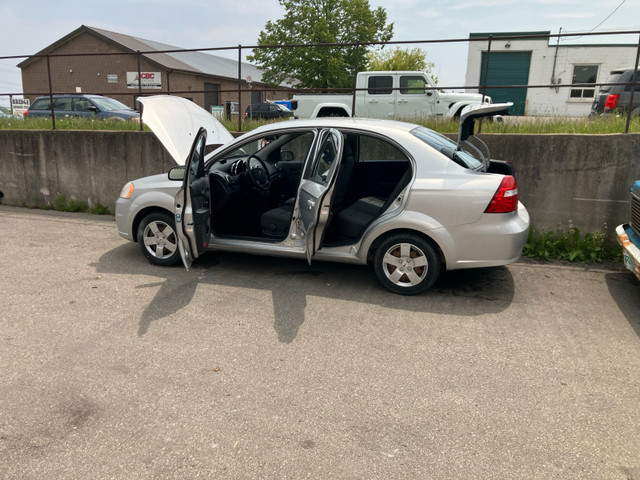 Mint 2009 Pontiac Wave in Cars & Trucks in Oshawa / Durham Region - Image 2