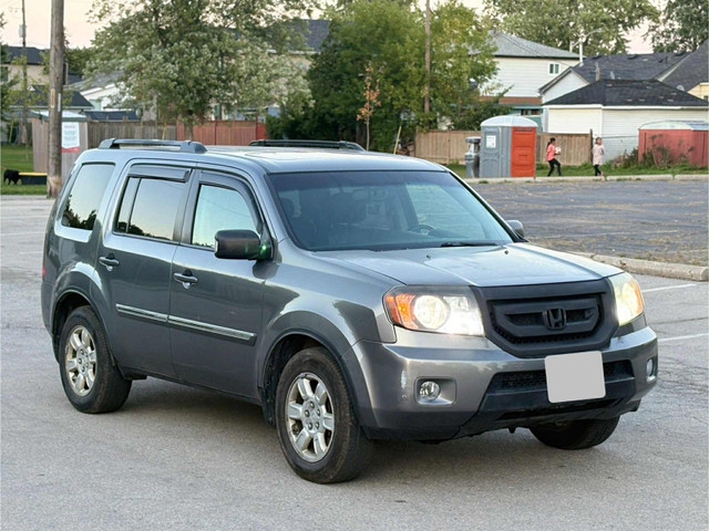 Honda pilot 2011 in Cars & Trucks in Mississauga / Peel Region - Image 2