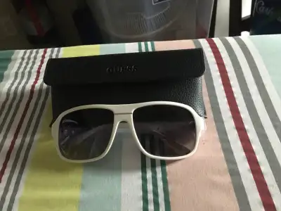 Ladies Guess Sun Glasses with case, View more