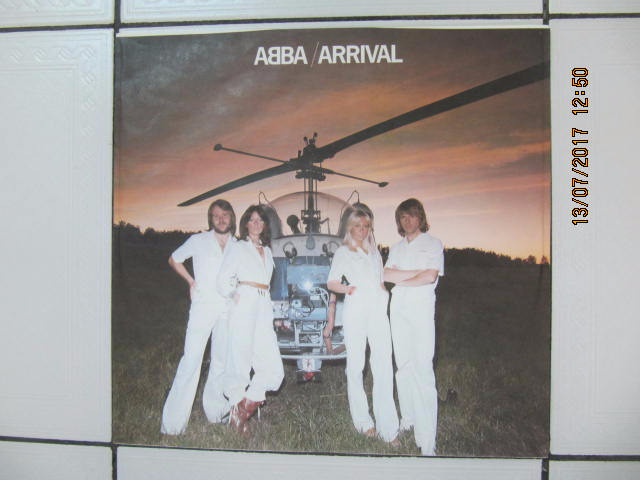 Classic Abba Arrival LP Canadian PressingExcellentCondition 1976 in Arts & Collectibles in Mississauga / Peel Region - Image 4