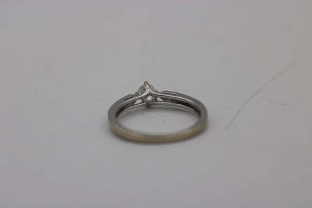 14k White Gold Ring - Size 6 1/2 (#1494) in Other in City of Halifax - Image 3