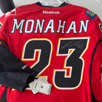 AUTOGRAPHED Official CALGARY FLAMES JERSEY - Sean Monahan