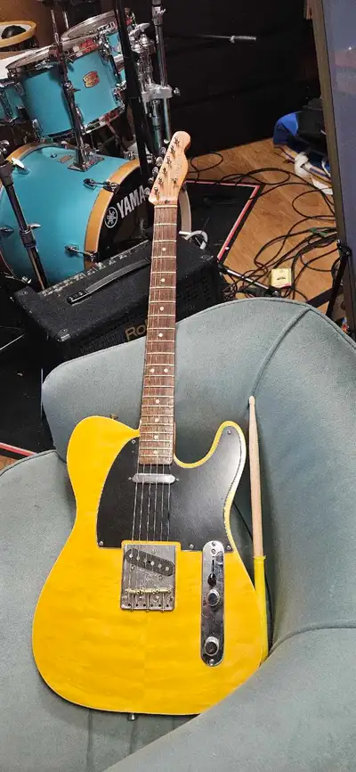 Fake fender tele, View more