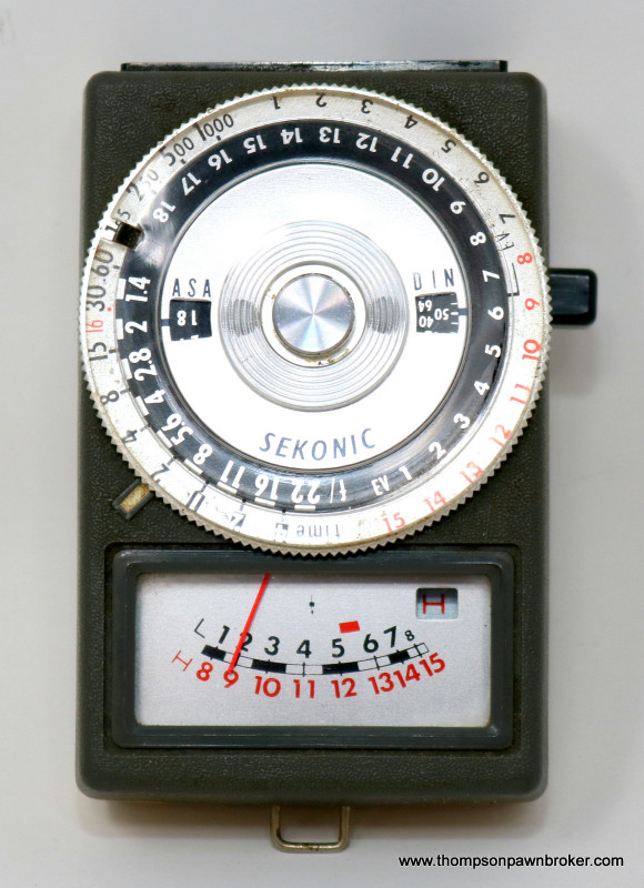 SEKONIC L-216 LIGHT METER in Other in Hamilton - Image 2