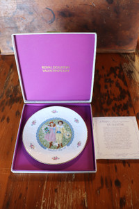 Valentine's Day 1976 Plate - Royal Doulton