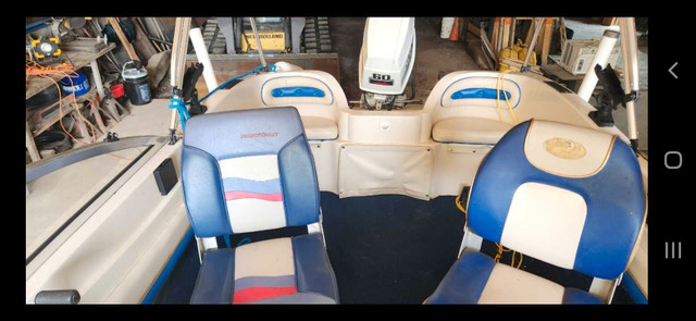 BOW RIDER 17 ' in Powerboats & Motorboats in Kingston - Image 3