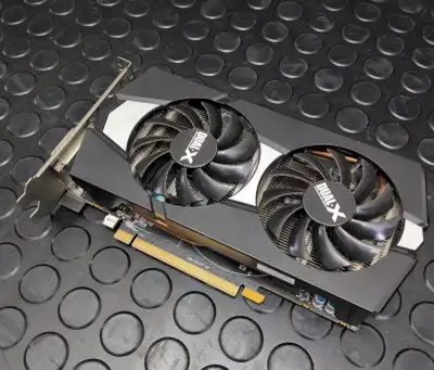 Carte graphique Sapphire Radeon R9 270 OC 2GB GDDR5, View more