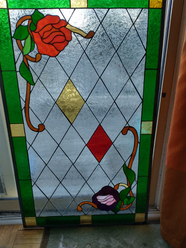 Beautiful hand crafted stained glass window pane 21"x35" in Arts & Collectibles in Oakville / Halton Region