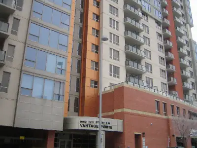 This is a beautifully renovated fully furnished condo in Beltline . Next to Coop, It is near 17th Av...