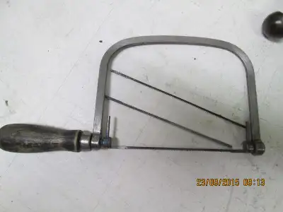 SCIE À DÉCOUPER ( À CHANTOURNER) MANUELLE, View more