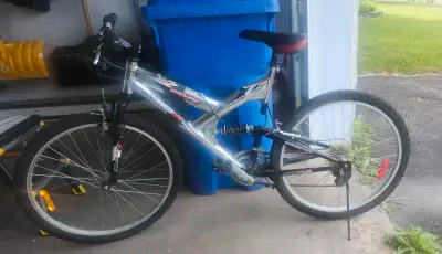 Vélo cadre de 21 pouces, View more