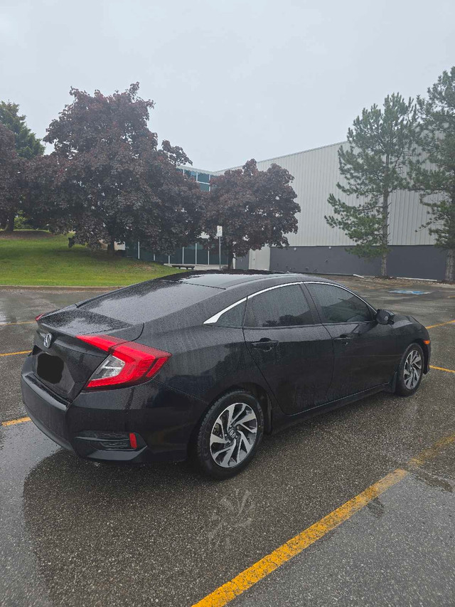 2018 Honda Civic EX with Sunroof for Sale in Cars & Trucks in Hamilton - Image 4