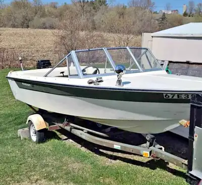 1986 StarCraft fibre glass boat with 50hp mercury engine and easy launch trailer. Recently purchased...