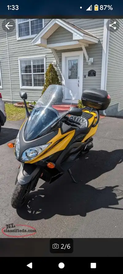 2009 Yamaha T Max 500 Scooter,new tires, Corbin seat Yamaha top box, 31000kms. Licenced June/26 pric...