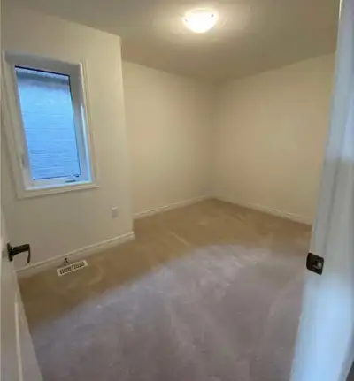 Close to all amenties main intersection gore and fogal ..700+utilities for private room.looking for...