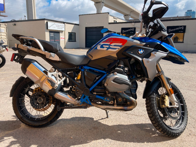 2018 BMW R 1200 GS (Two Bikes for Sale) in Other in Calgary - Image 2