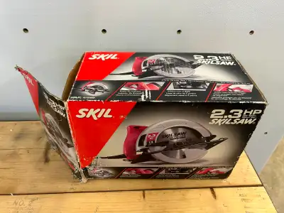 SKIL 10" 2.3hp circular saw in very good condition with box. CASH PREFERED! Porch Pick up. PAYPAL, E...