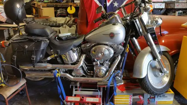2001 HARLEY DAVIDSON FAT BOY only 2,988. kms. TRADES? in Street, Cruisers & Choppers in Red Deer - Image 3