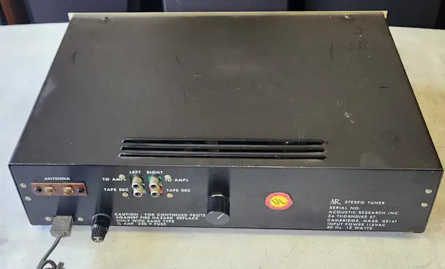 AUDIO RESEARCH AR STEREO TUNER in Stereo Systems & Home Theatre in City of Toronto - Image 4