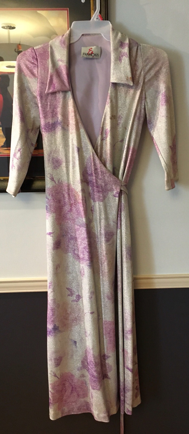 En Francais Huey Waltzer Dress shimmer lilac wrap shirt dress dans Femmes - Robes et jupes  à Ville de Montréal