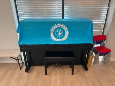 Dance Studio For Rent! AC,Mirror, and Bathroom Included!