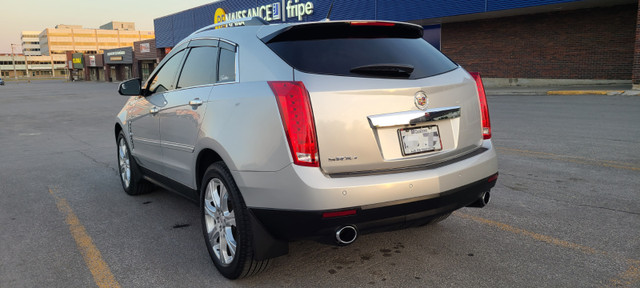 CADILLAC SRX 71 000 KM performance collection dans Autos et camions  à Laval/Rive Nord - Image 3