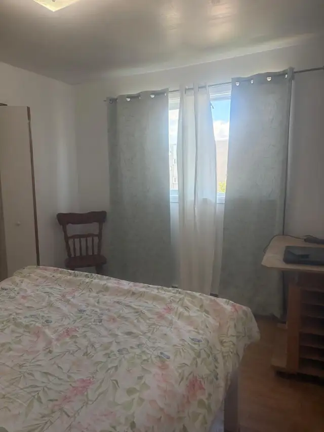 chambre à louer in Room Rentals & Roommates in Longueuil / South Shore - Image 3