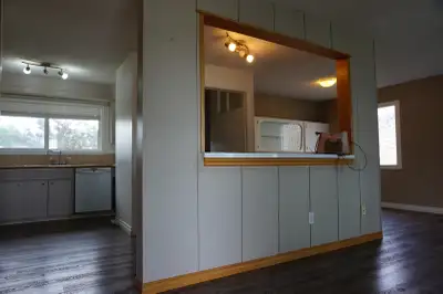 Bright Room for Rent in 57 Ave – All Utilities + Wi-Fi Included! $720.00 Location: Near U of A & Sou...