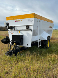 Cattlac Feed Wagon 460 