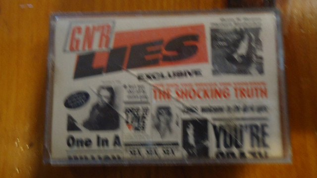 GNR/lies  music tape/cassette  album in CDs, DVDs & Blu-ray in Gatineau