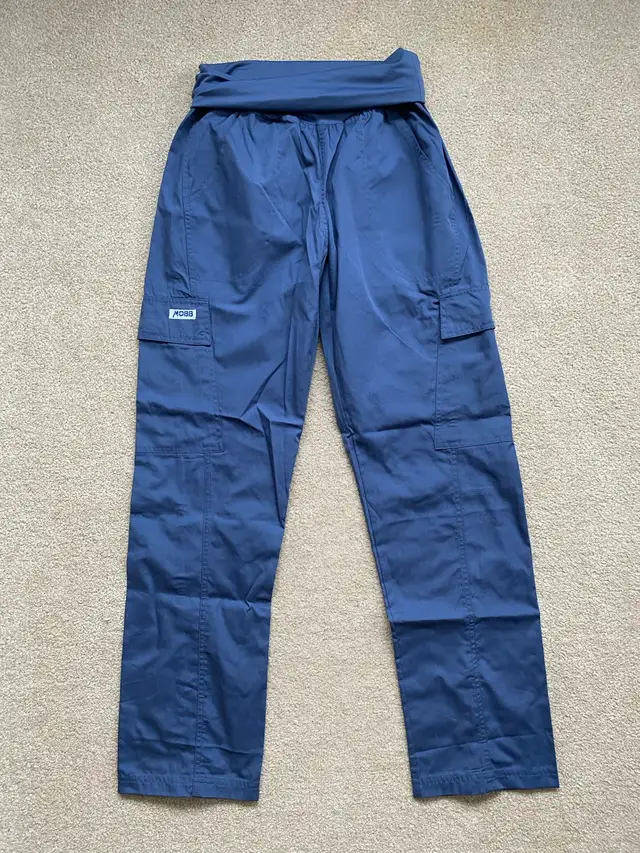 2 Pairs Size S UofC Nursing Mobb Scrubs (perfect condition) in Women's - Other in Calgary - Image 6