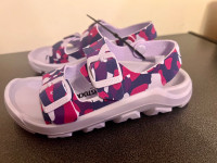 Brand new Birkenstock Mogami girls sandals sz 12-12.5US