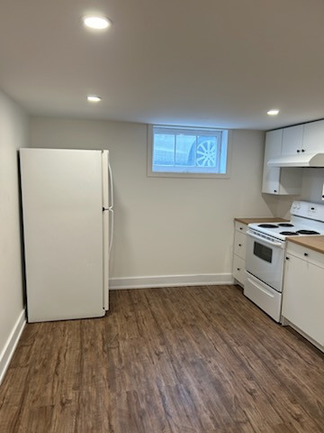 Freshly renovated one bedroom basement apartment in  Newmarket in Long Term Rentals in Markham / York Region - Image 2
